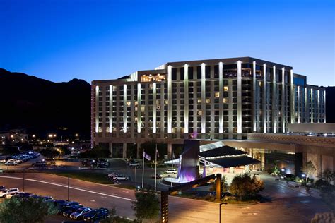 hotels near pechanga casino